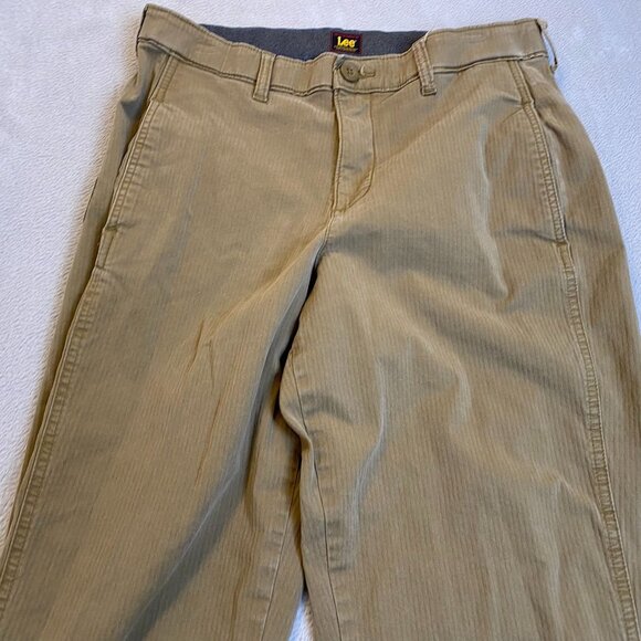 Lee Women's Pants Size 10 Medium Khaki Cotton Blend Straight-Leg - Picture 7 of 12